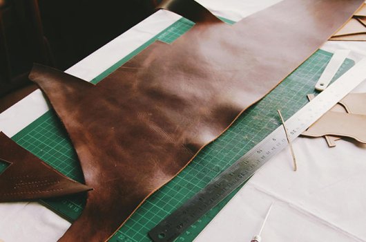 科潤加脂劑，讓皮革更豐滿柔軟